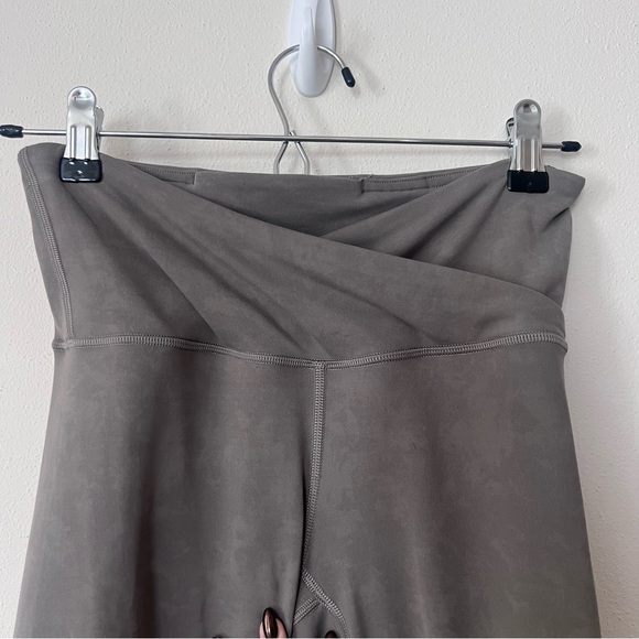 Lululemon wunder train crisscross waist legging - Picture 4 of 7